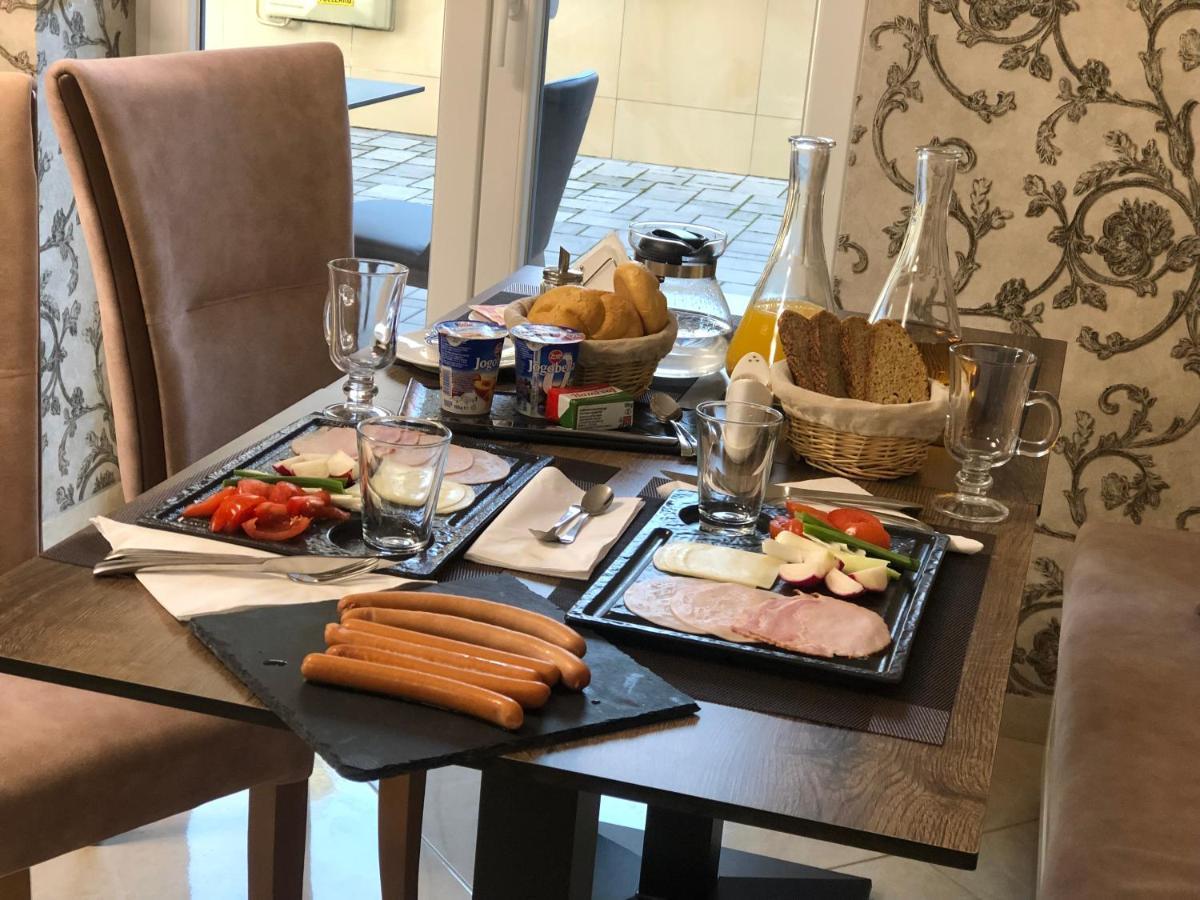 Alenso Guesthouse Hévíz Екстериор снимка