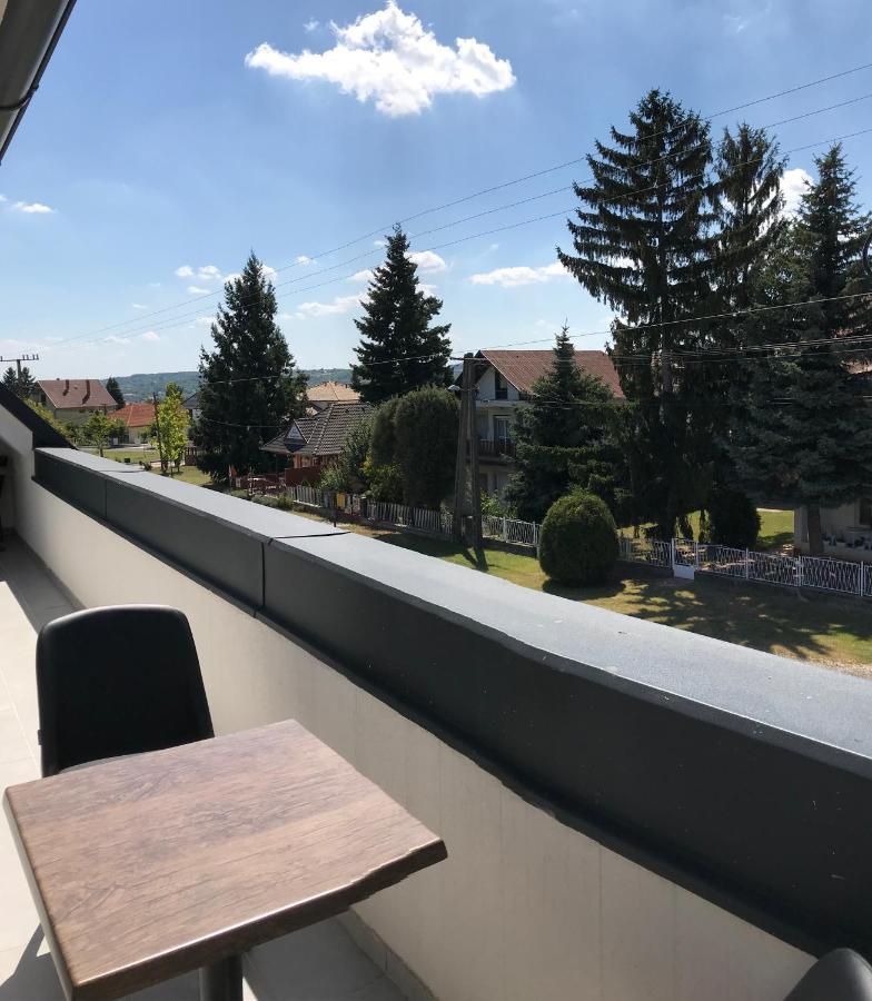 Alenso Guesthouse Hévíz Екстериор снимка