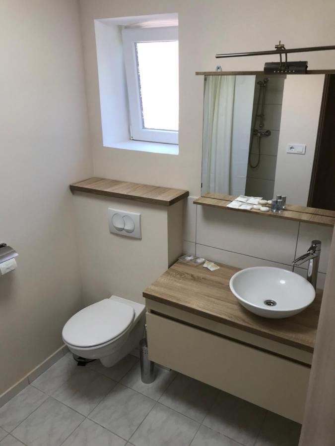 Alenso Guesthouse Hévíz Екстериор снимка