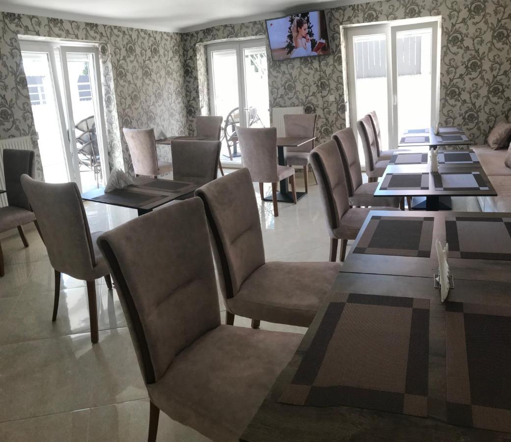 Alenso Guesthouse Hévíz Екстериор снимка